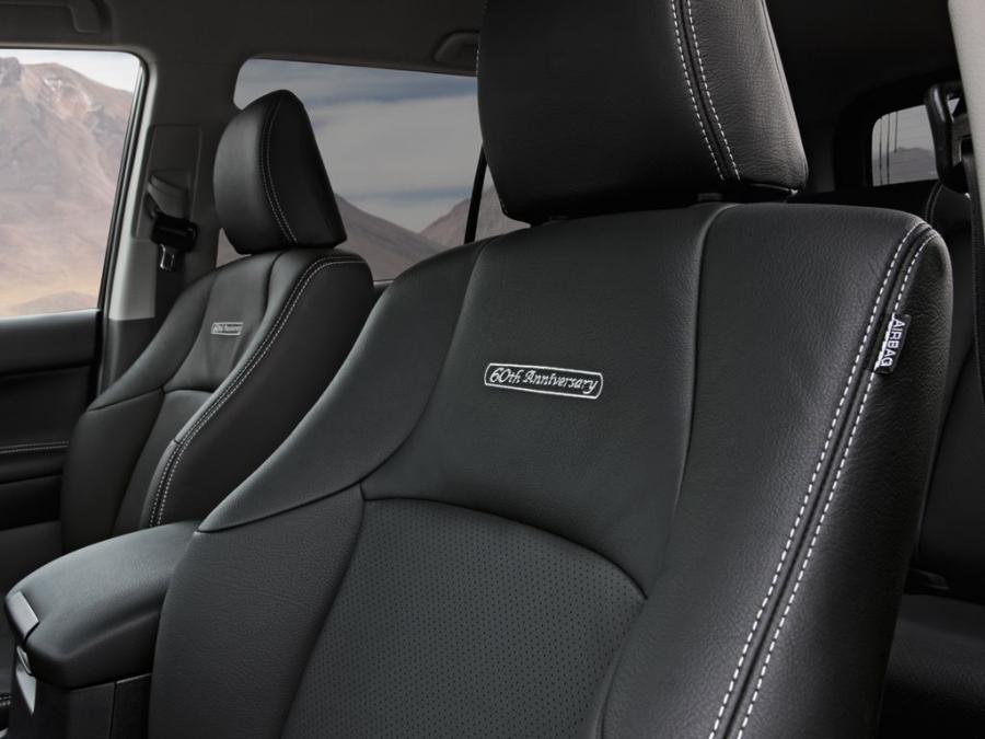  Toyota Land Cruiser Prado 150 60th Anniversary 2011 года  (фото 15 из 15)